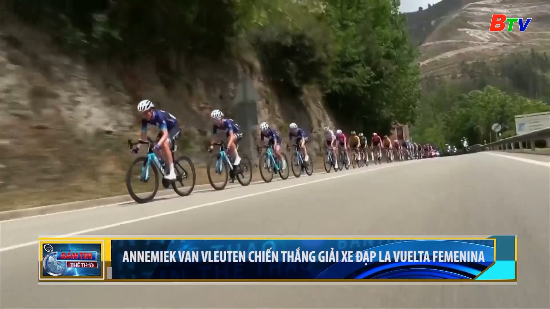Annemiek Van Vleuten chiến thắng giải xe đạp La Vuelta Femenina